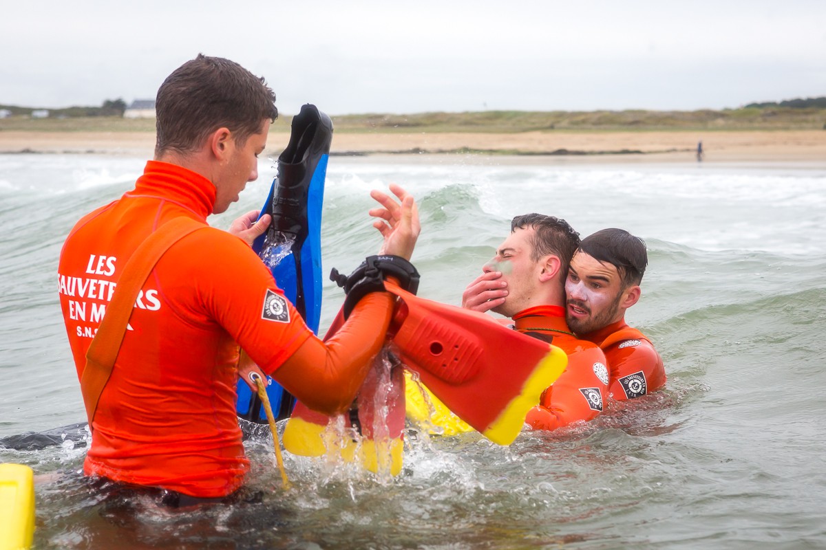 Formation nageurs sauveteur de Lorient _ © Fanch Galivel