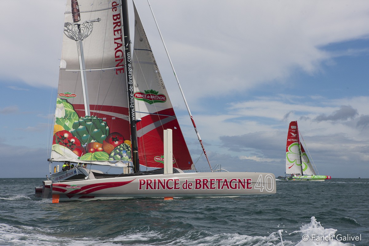 2012 _ Trimaran Prince de Bretagne skippé par Lionel Lemonchois.