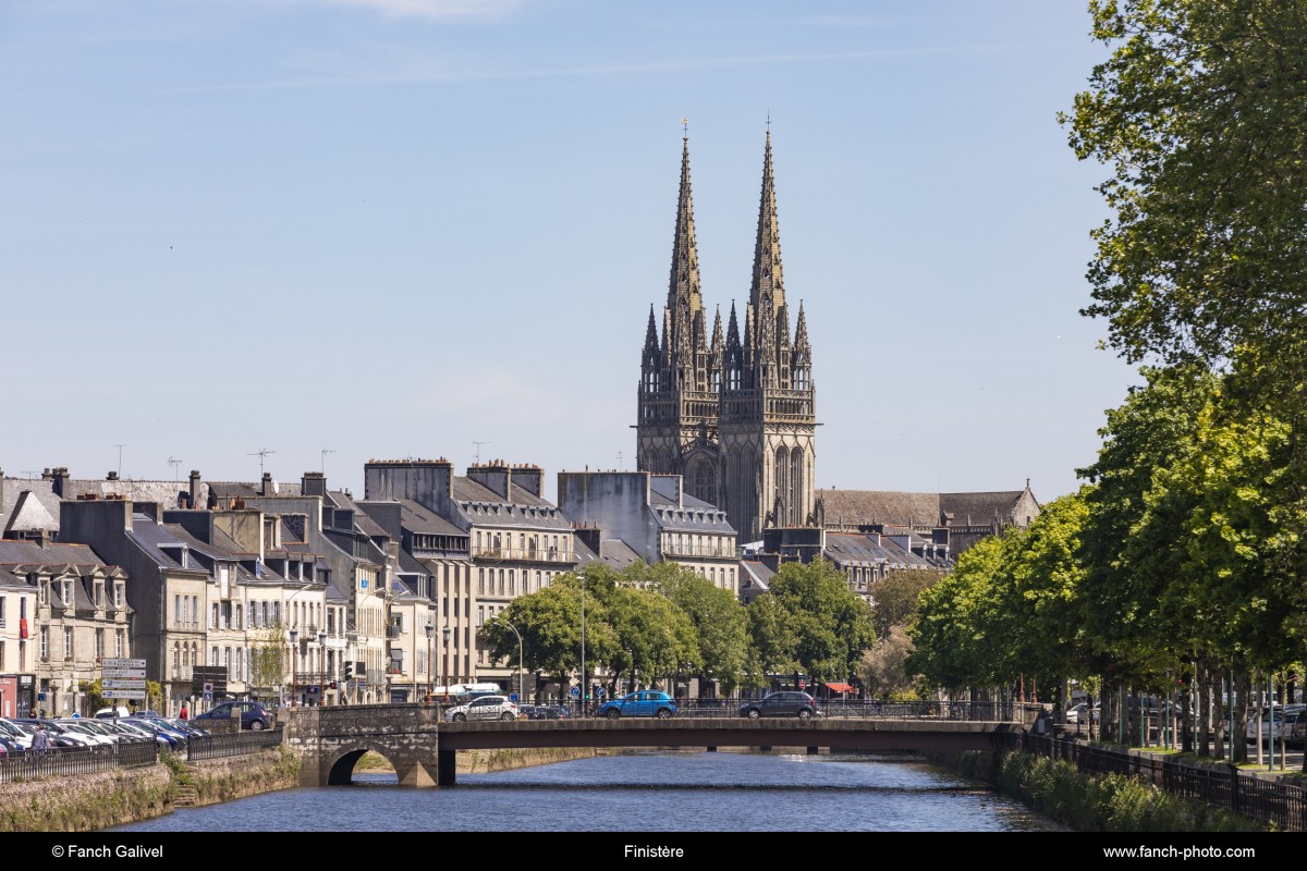 Vue de Quimper depuis l'Odet