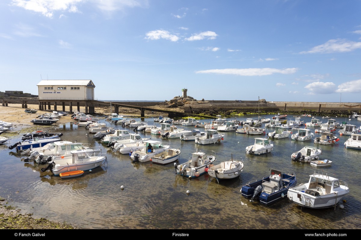 Le port de Trévignon à Trégunc dans le Finistère***The port of Trévignon in Trégunc in Finistère
