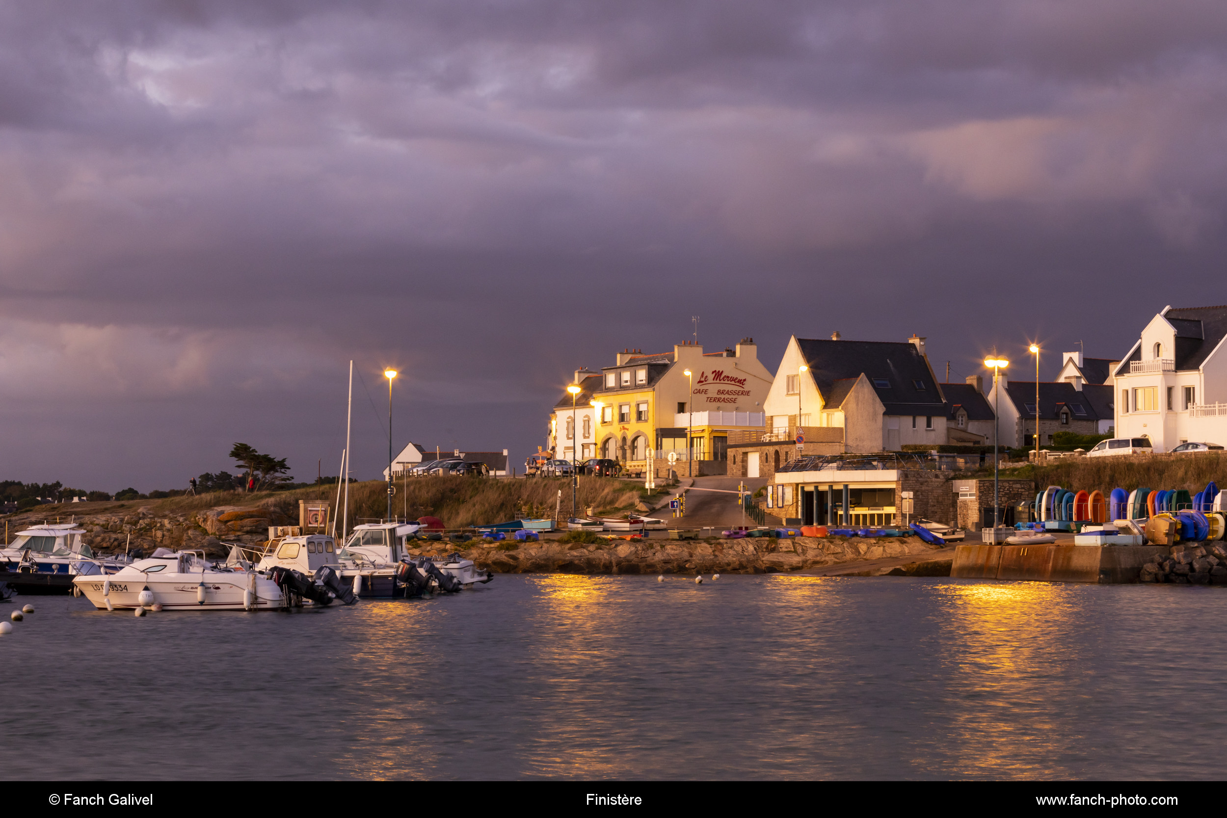 Le port de Trévignon à Trégunc dans le Finistère***The port of Trévignon in Trégunc in Finistère