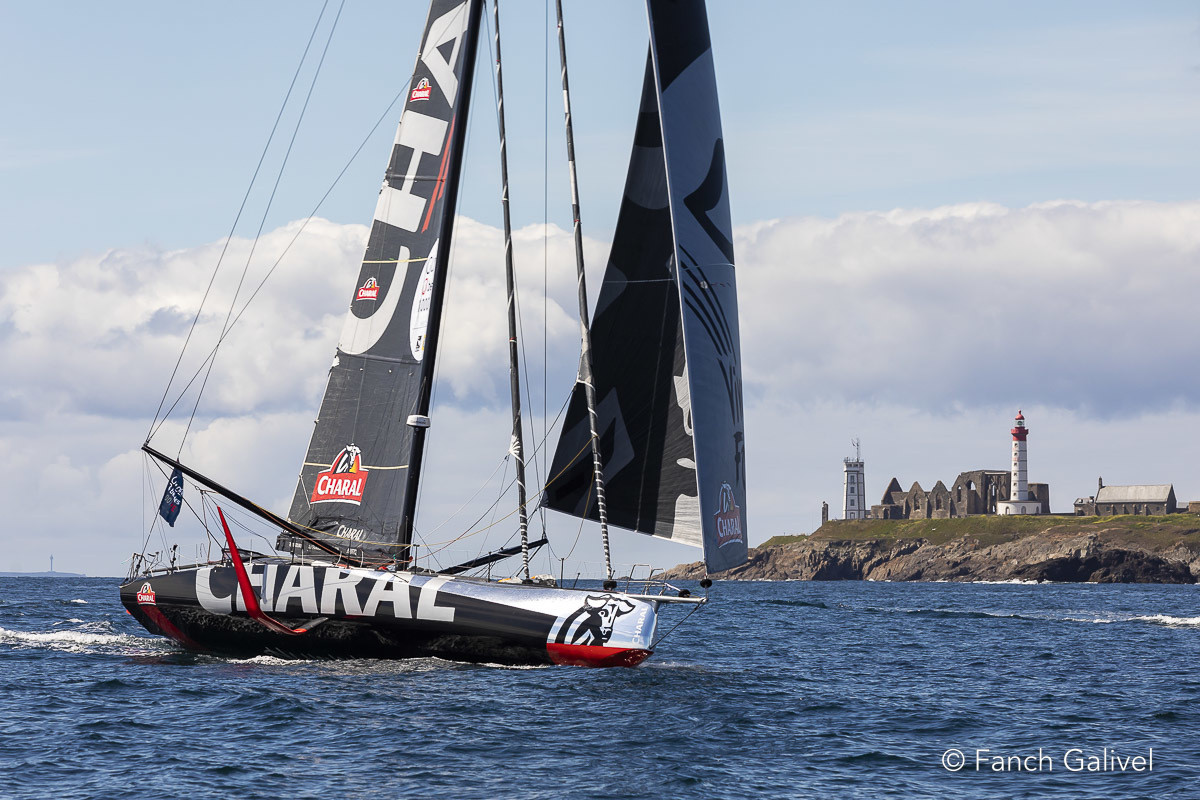 13 Mai 2022_ Arrivée de Jérémie Beyou ( Charal ) à Brest en deuxième position lors de la Guyader-Bermudes 2022.