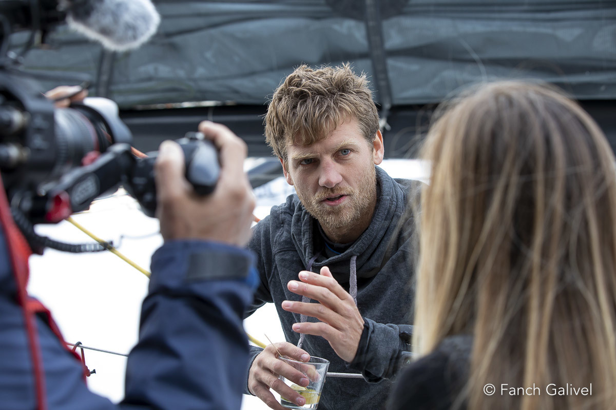 Arrivée de Benjamin Férré ( 11 ème ) à Brest avec l'Imoca "Benjamin Envoie Le Pepin" lors de la Guyader Bermudes 2022.