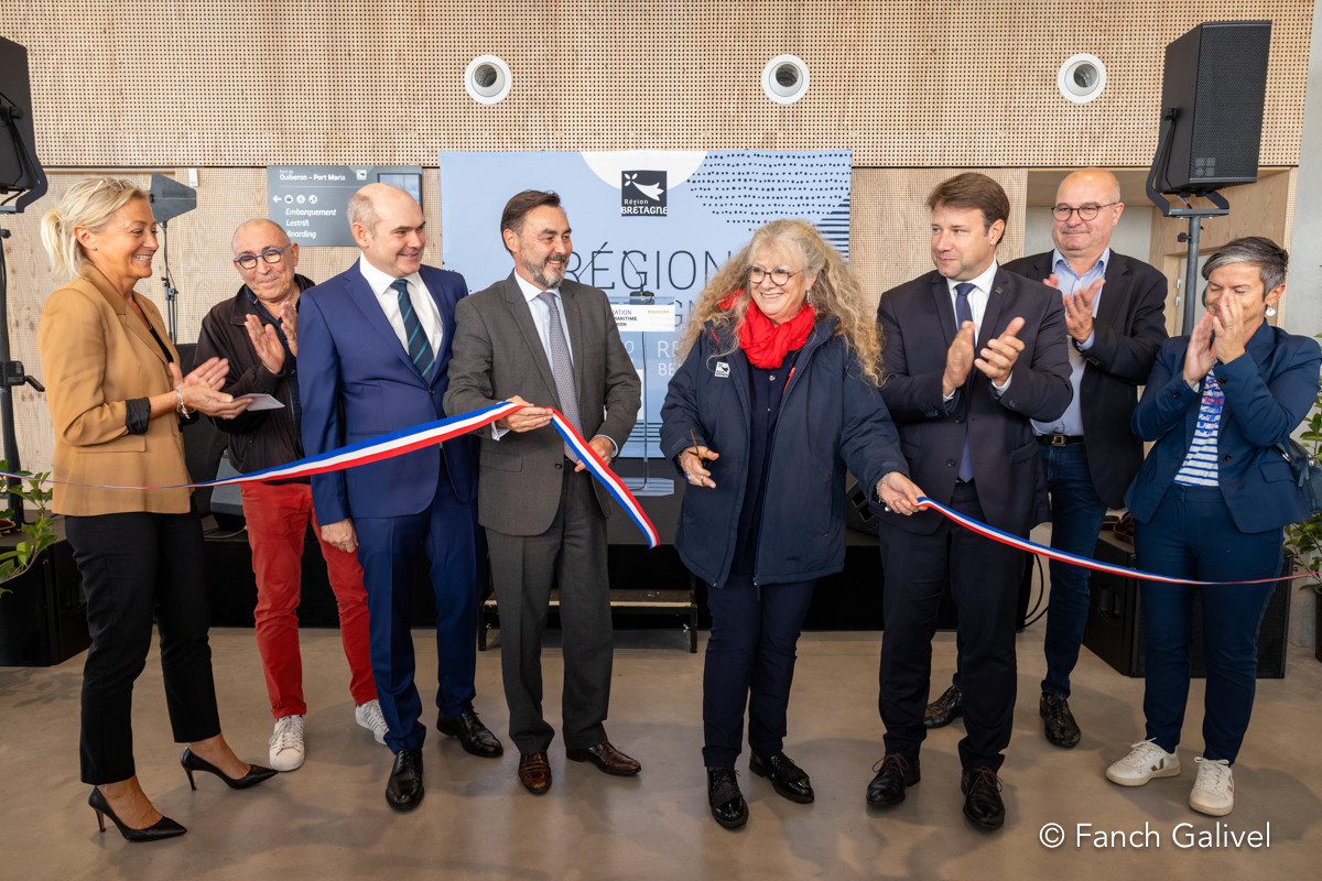 Inauguration de la gare maritime de Quiberon en présence d'élus