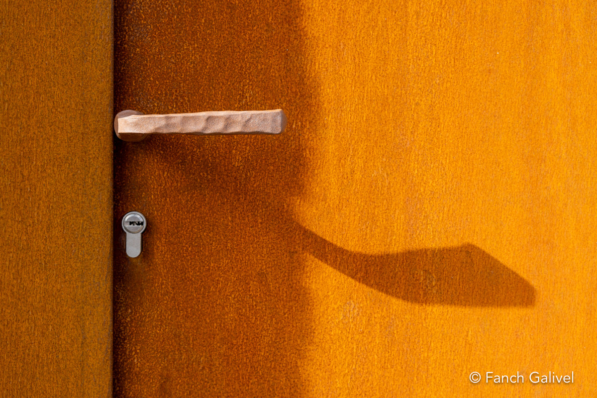 portillon donnant sur la rue _ Architecte "Isthme architecture"