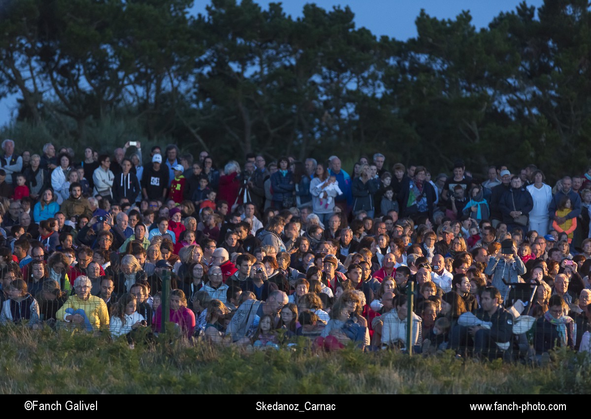 le spectacle son et lumière "Skedanoz" dans les alignements du Menec à Carnac
