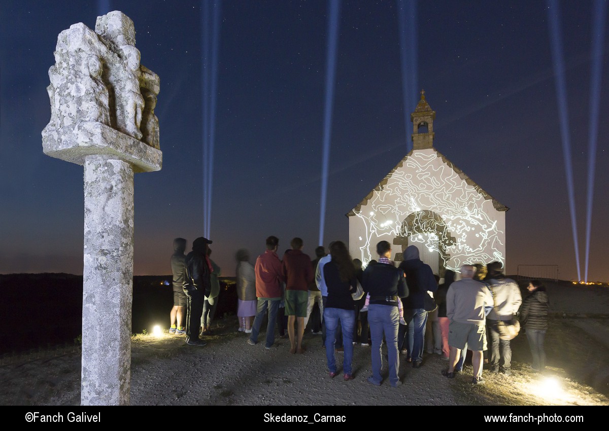 2016_Spectacle Skedanoz sur le tumulus saint-michel à carnac