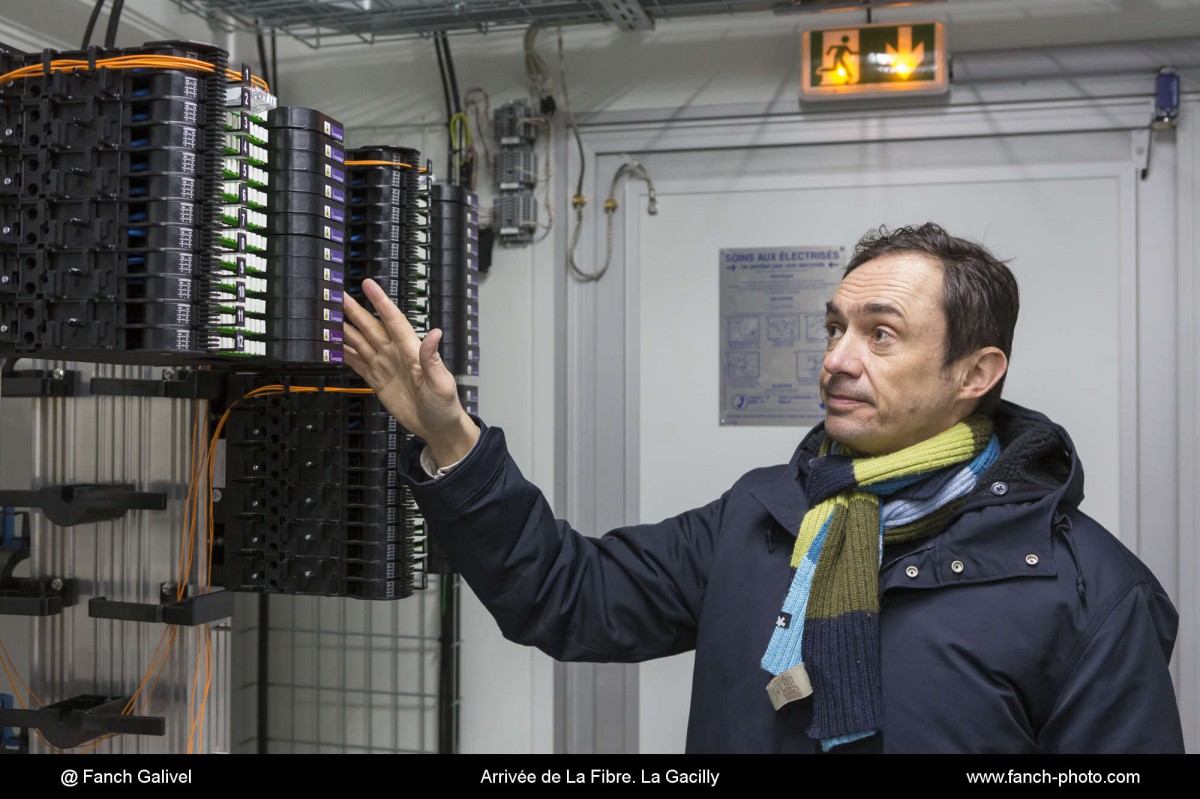 Noeud de Raccordement Optique (NRO) à la Gacilly. Mr Olivier Kerambrun.