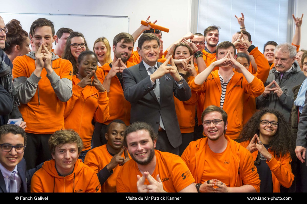 Visite de Mr Patrick Kanner_Ecole Digiskol de Lorient.