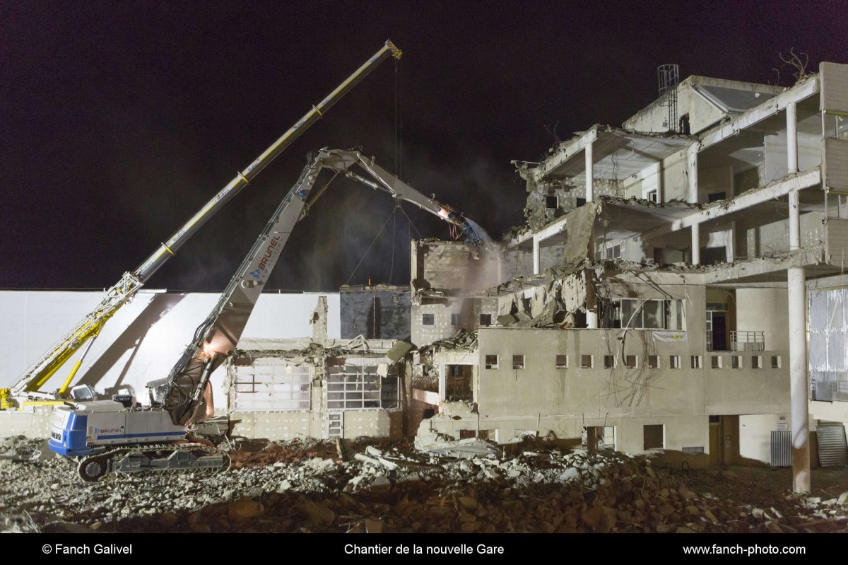 Chantier de démolition boulevard Cosmao du Manoir _ Chantier de la nouvelle Gare _ Lorient