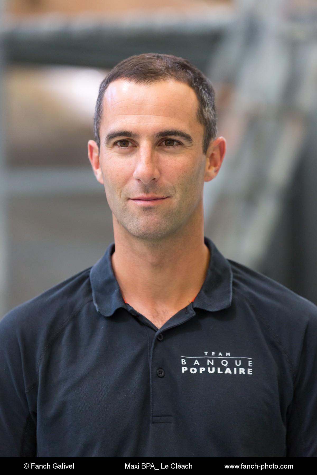 visite du chantier du maxi solo banque Populaire IX avec Armel Le Cléach _ chantier CDK de Lorient