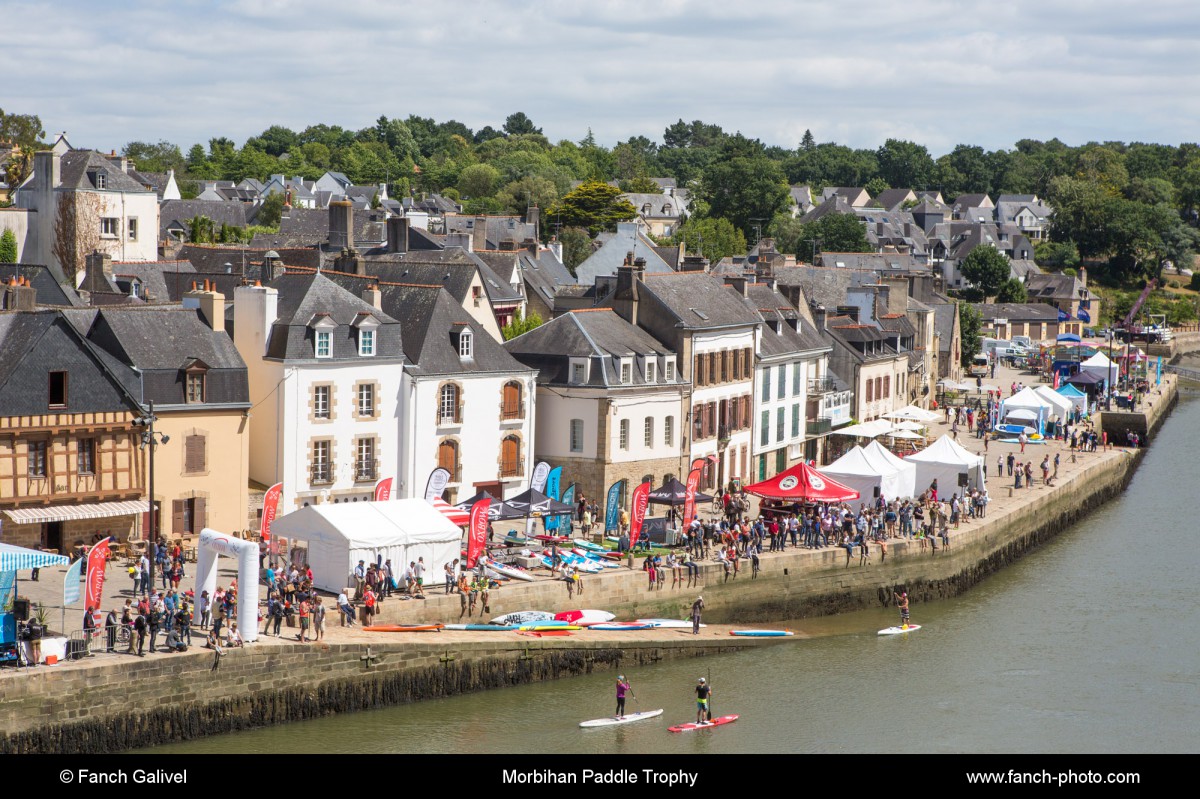 Arrivée et village au port de St Goustan à Auray _ Morbihan paddle Trophy 2017