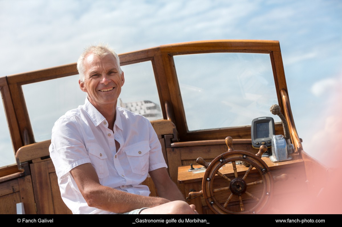 Marc Le Port. Vent de Suède_ Balade et dégustation d'huîtres dans le Golfe du Morbihan