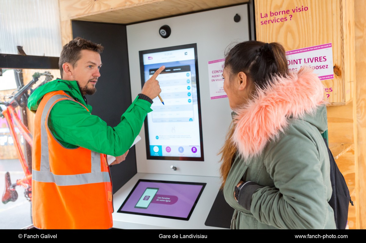 Gare de Landivisiau lors de la concertation avant l'aménagement définitif.