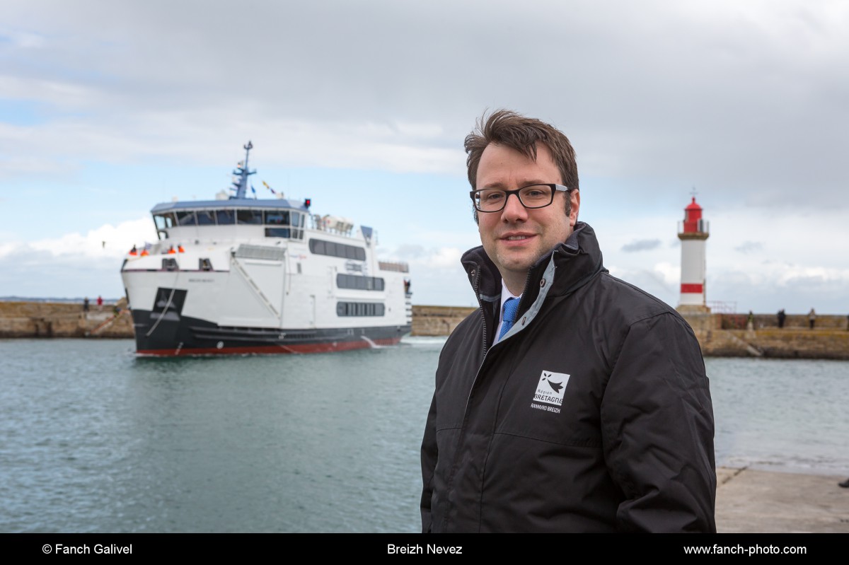 M. Loïg Chesnais-Girard, Président du Conseil régional.