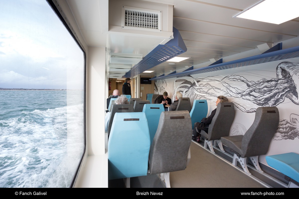 Intérieur du Breizh Nevez, le nouveau bateau assurant la liaison entre Groix et Lorient.