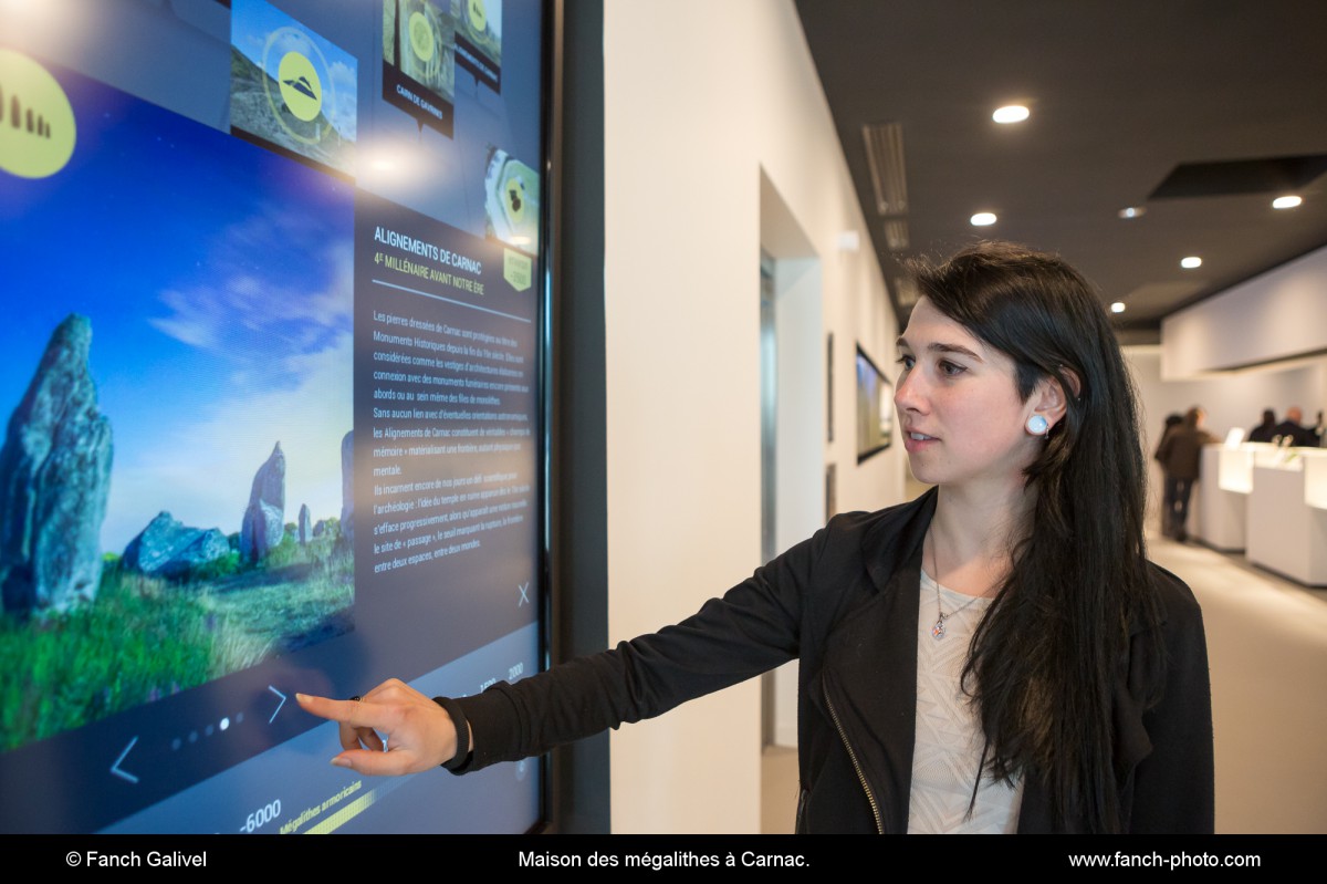 Hall d'information_Inauguration de la maison des mégalithes à Carnac.