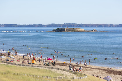 La plage de Fort-bloqué à Ploemeur.