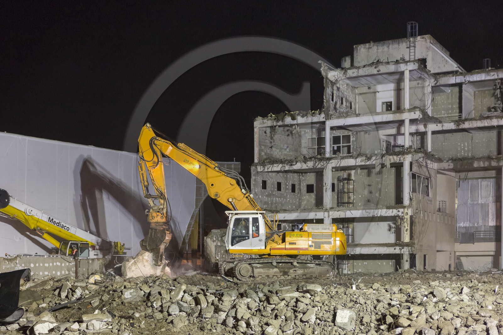 Chantier de démolition boulevard Cosmao du Manoir _ Chantier de la nouvelle Gare