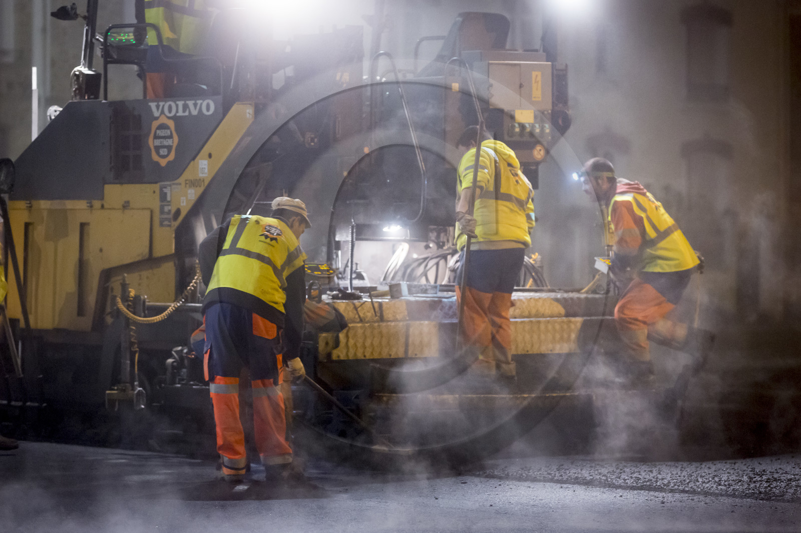 Triskell, chantier de nuit au carrefour de Kerjulaude à Lorient