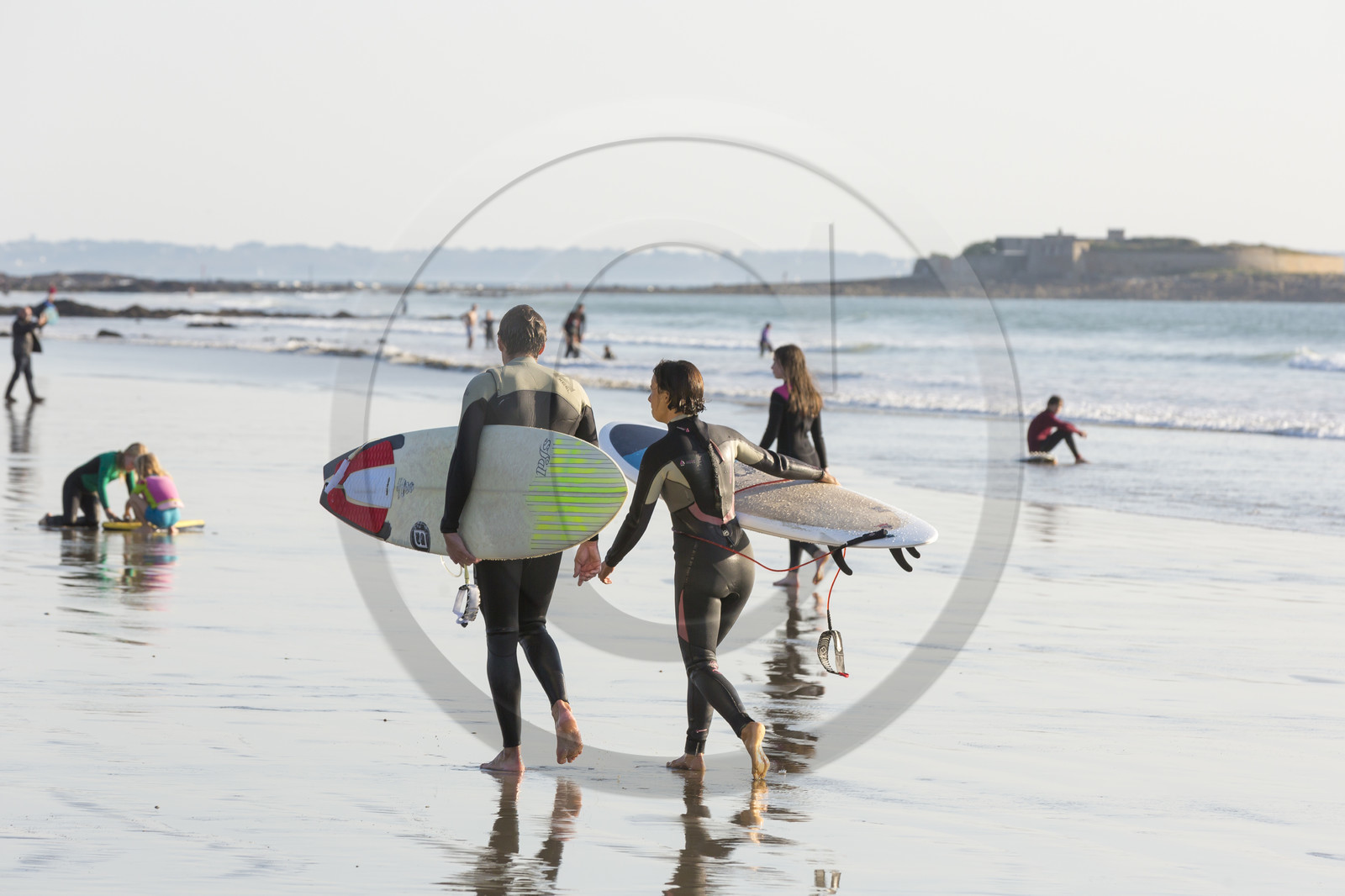 Surf sur la plages du Loch à Guidel