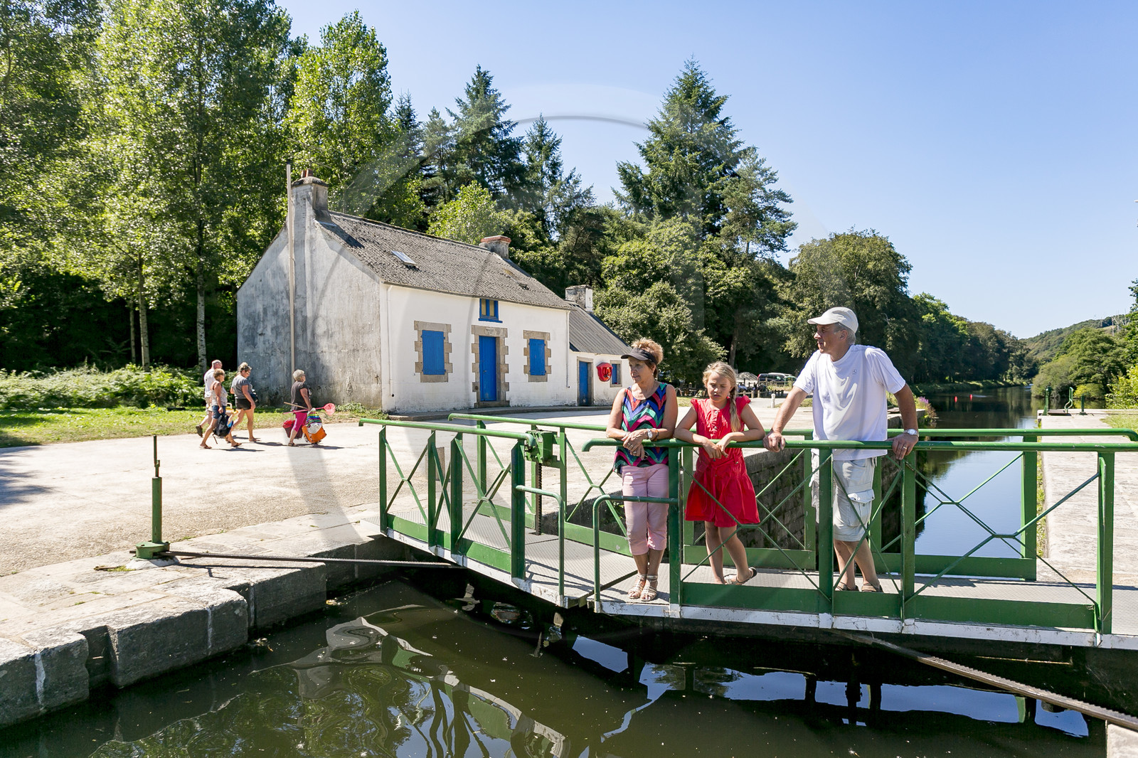 L'écluse de Minazen le long du Blavet. Languidic