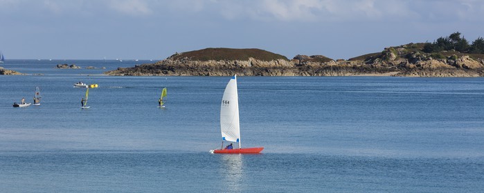 La plage du Rougeret à Saint-Jacut de la Mer ( 22 ).