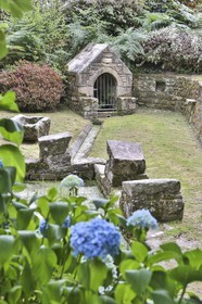 La fontaine et le lavoir du Queric _ La Trinite sur mer