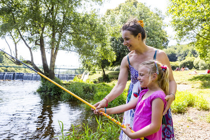 Pêche loisir en famille dans le Blavet