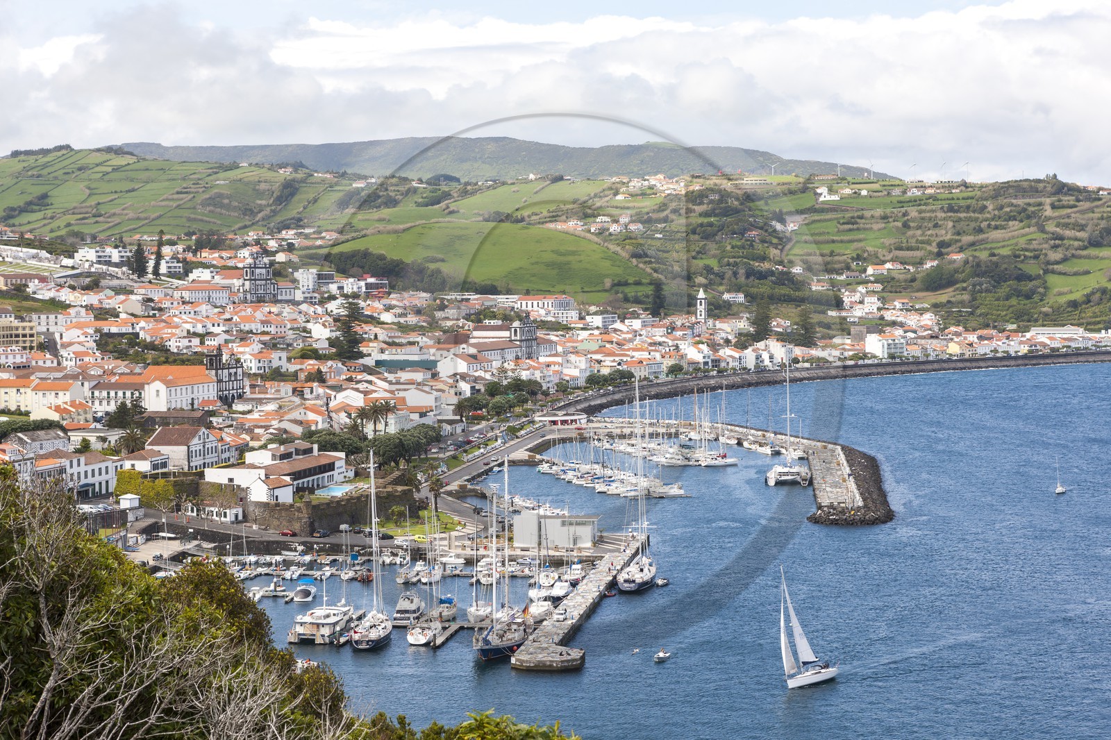 Le port d' Horta_Faial_Archipel des Açores