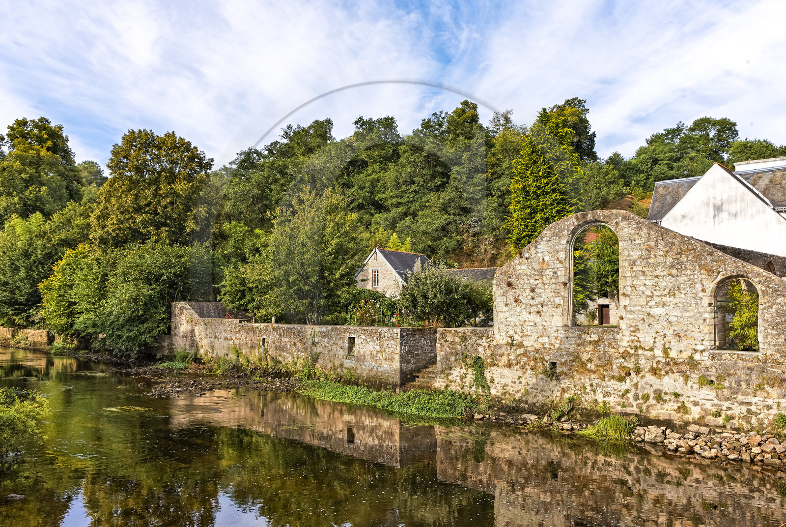 Pont-Scorff_Vestiges de la chapelle Saint-Jean.