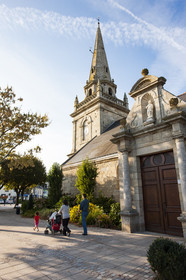 Église de Ploemeur.