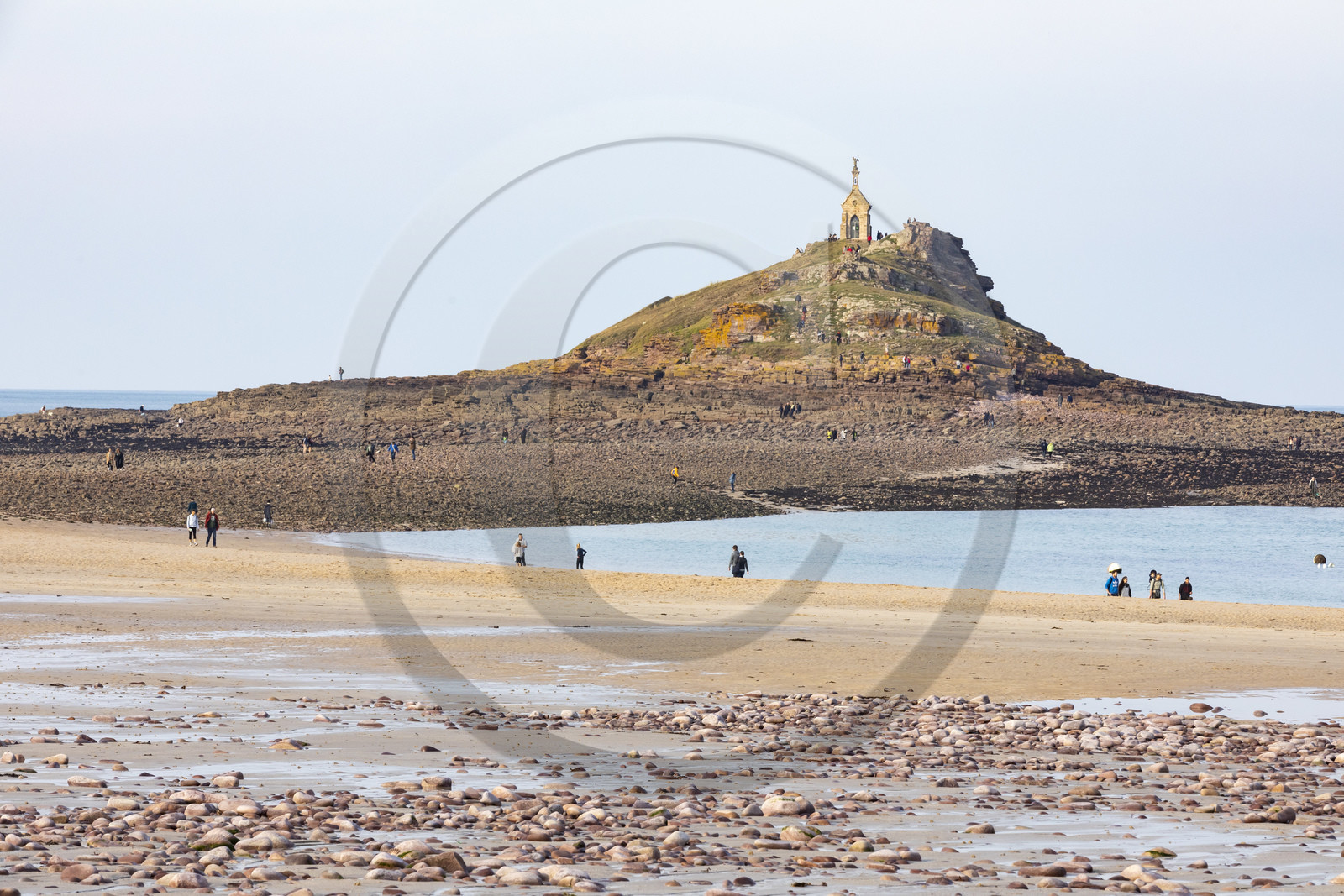 Plage de l'ilôt Saint-Michel à Erquy