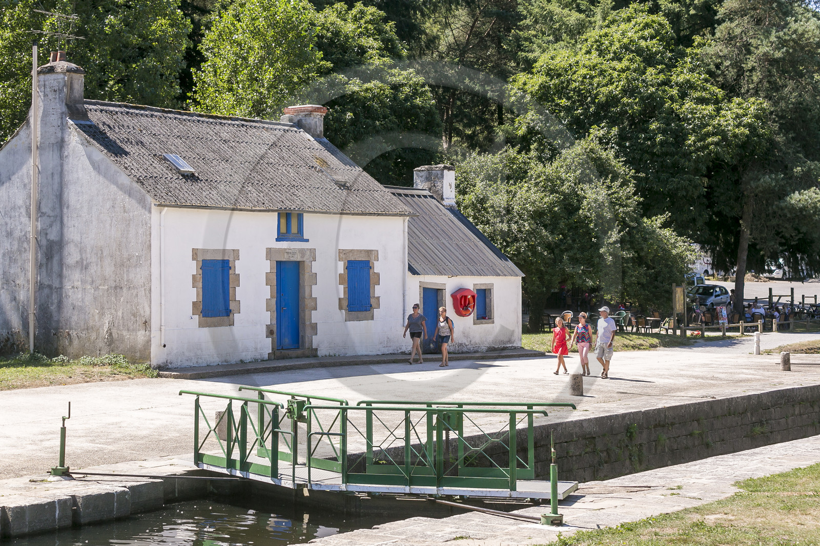 L'écluse de Minazen le long du Blavet. Languidic