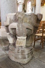 Eglise Saint Sauveur _ Plancoet ( 22 )