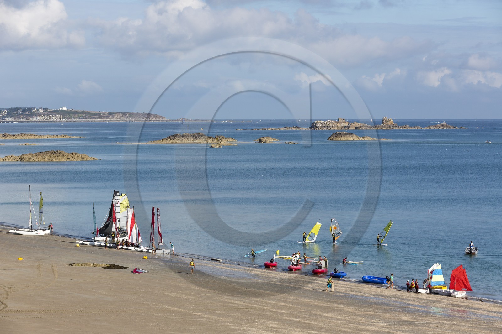La plage du Rougeret à Saint-Jacut de la Mer ( 22 ).
