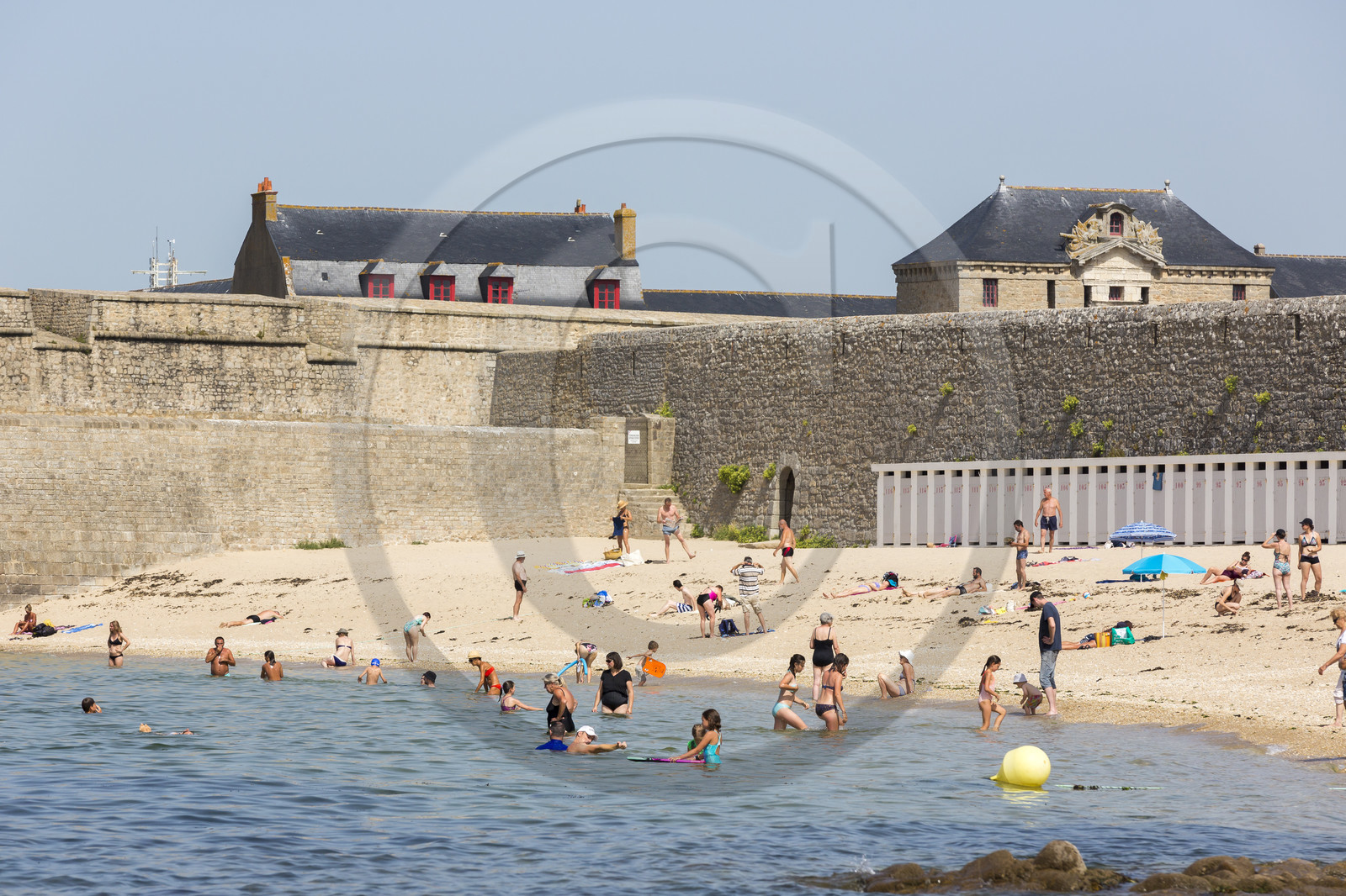 La plage des Pâtis à Port-Louis