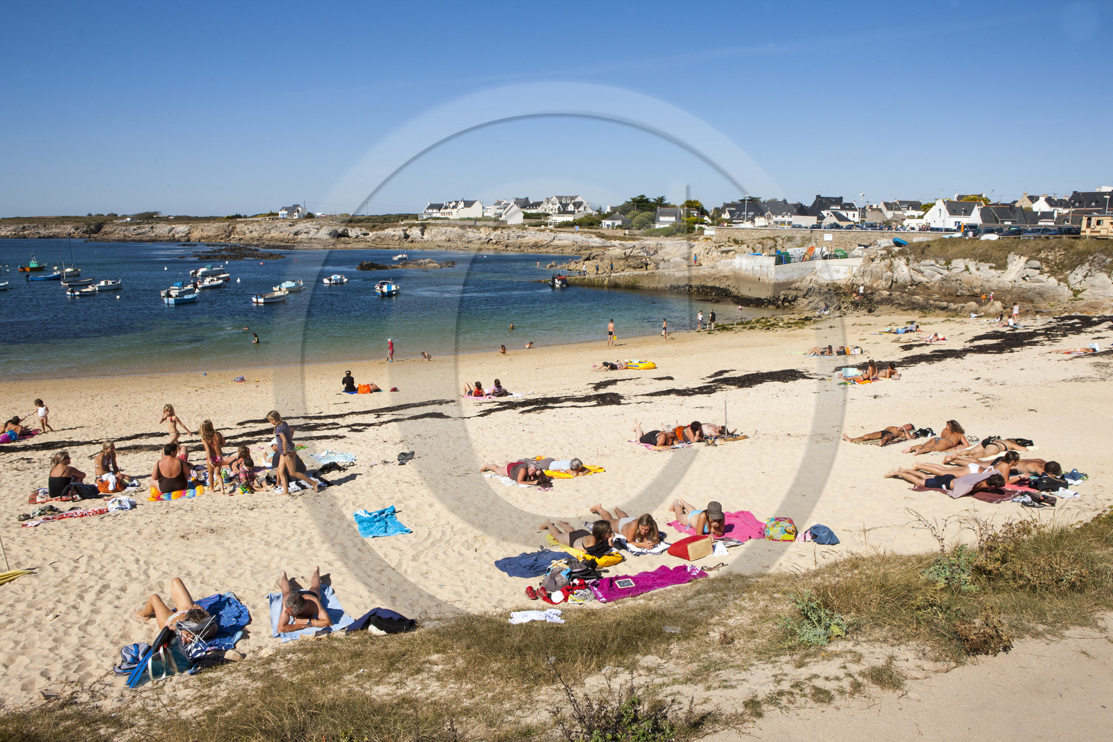 Le port et la plage de Kerroch - Ploemeur.