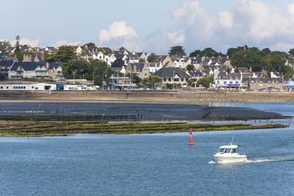 La riviere de Crach depuis Saint-Philibert.