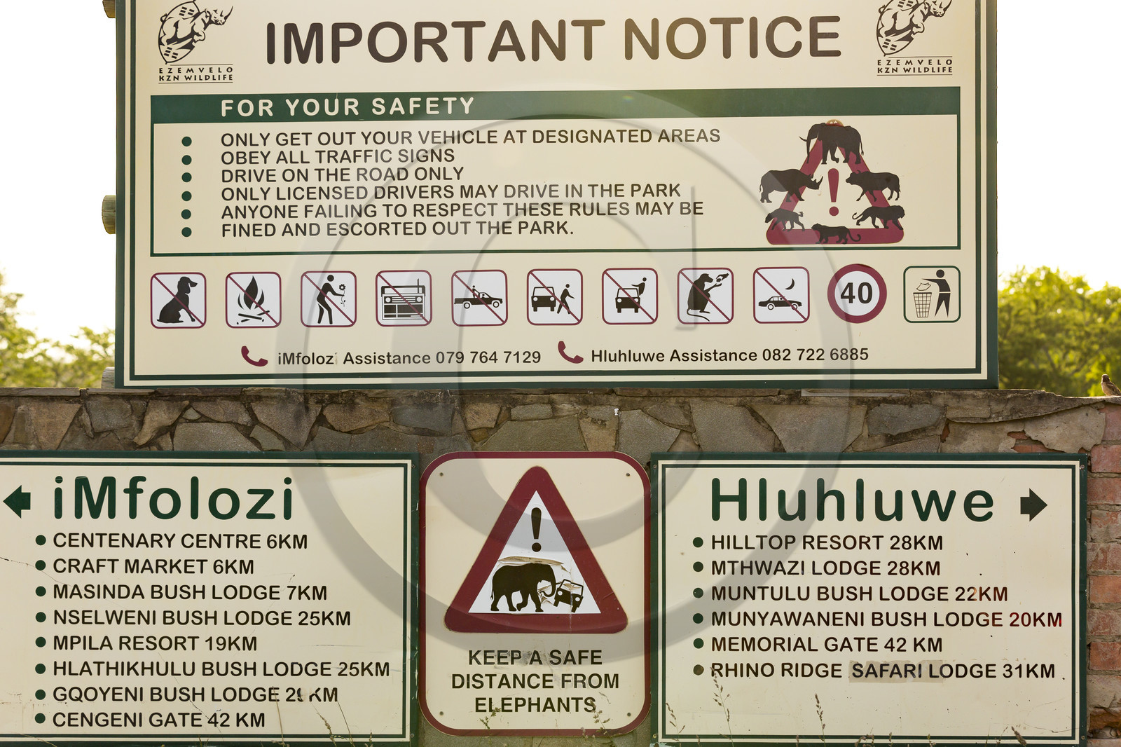 Panneaux d'indications_Parc HluHluwe-iMfolozi en Afrique du Sud