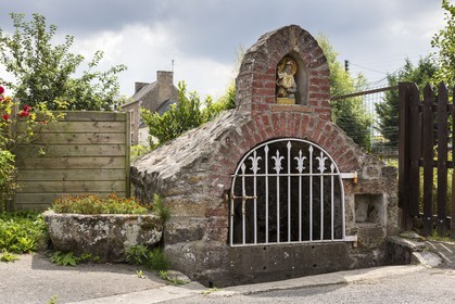 La fontaine Saint Eloi à Landébia