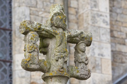 Eglise Saint Pierre Es Liens _ Plélan le Petit