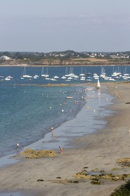 La plage du Rougeret à Saint-Jacut de la Mer ( 22 ).
