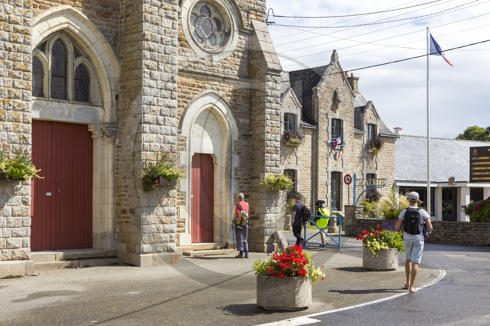 Eglise Saint-Pierre, Brandérion