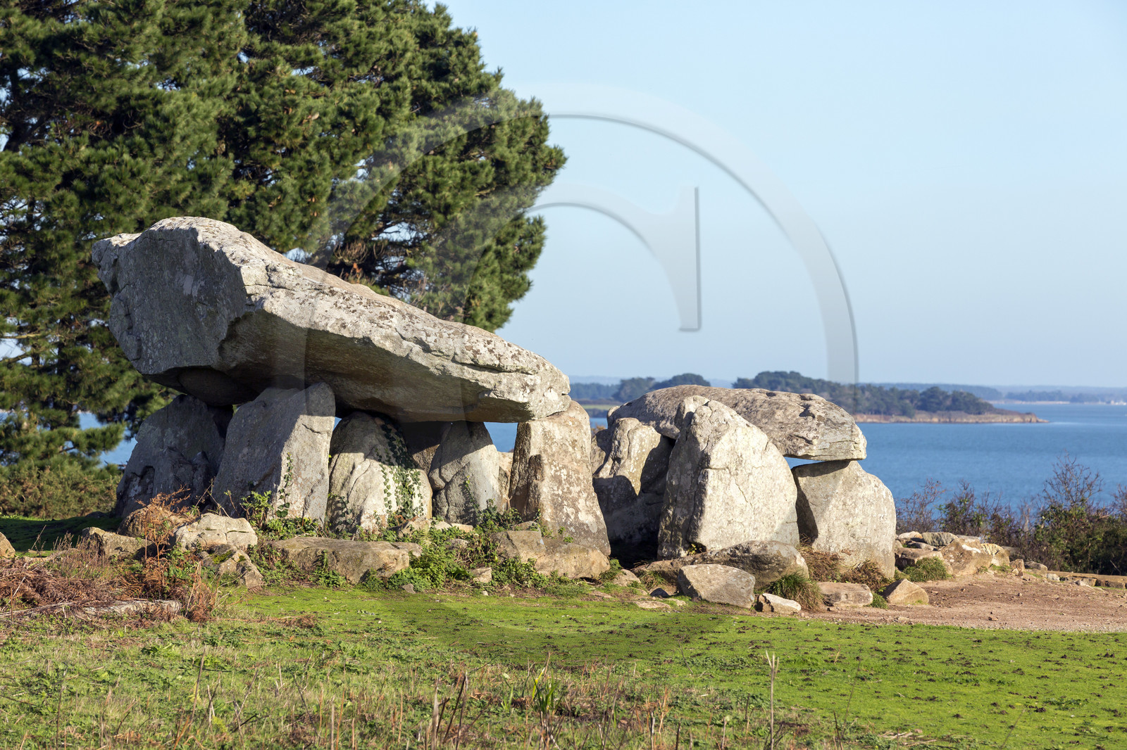 Dolmen de PenHap sur l'ile aux moines