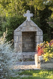Fontaine de la place Voulien _ La Trinité sur Mer.