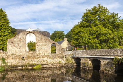 Pont-Scorff_Vestiges de la chapelle Saint-Jean.