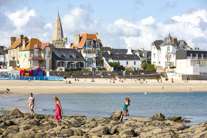 La plage de Port-Maria à Larmor-Plage.