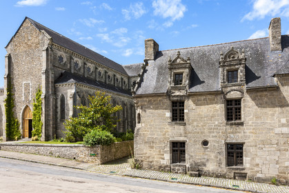Pont-Scorff_Place de la maison des princes