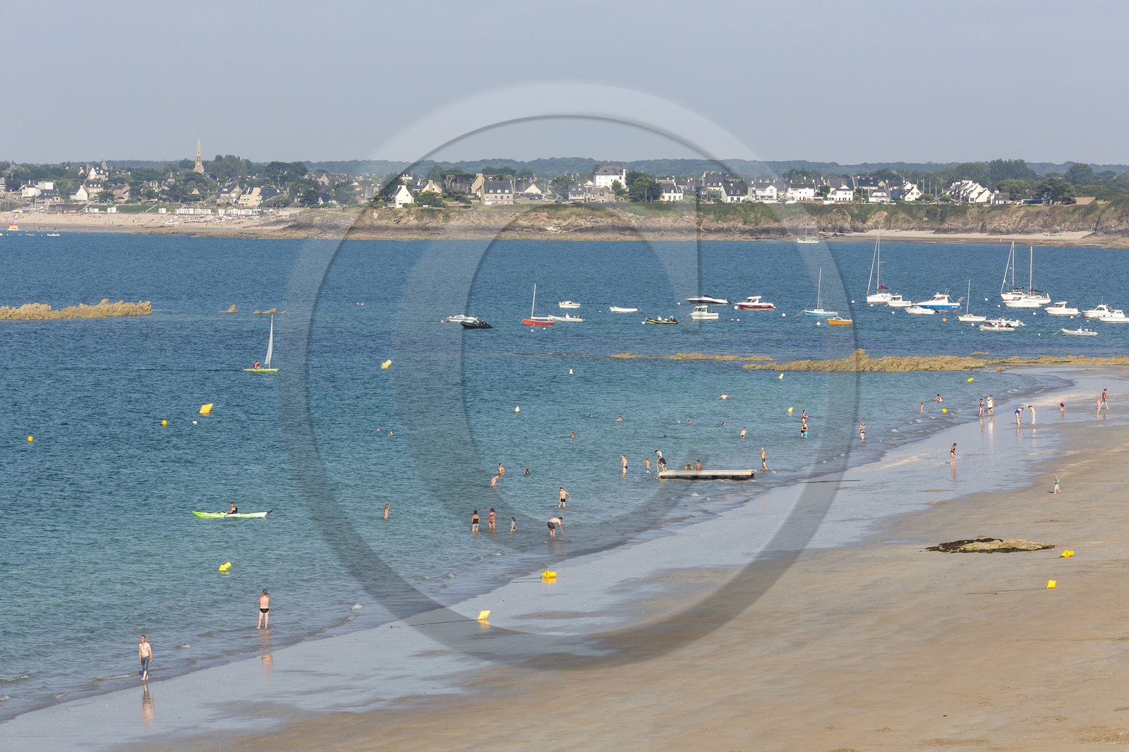 La plage du Rougeret à Saint-Jacut de la Mer ( 22 ).